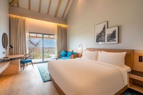 Radisson Resort Hatgad Saputara — photo 2