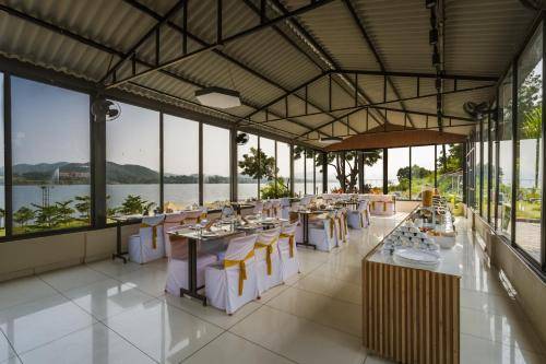 RiverView Tent Resort — photo 4