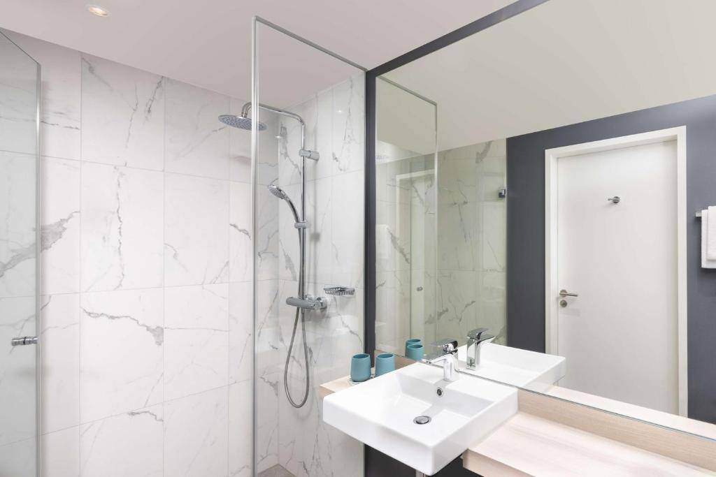 Radisson Hotel & Suites Zurich — photo 4