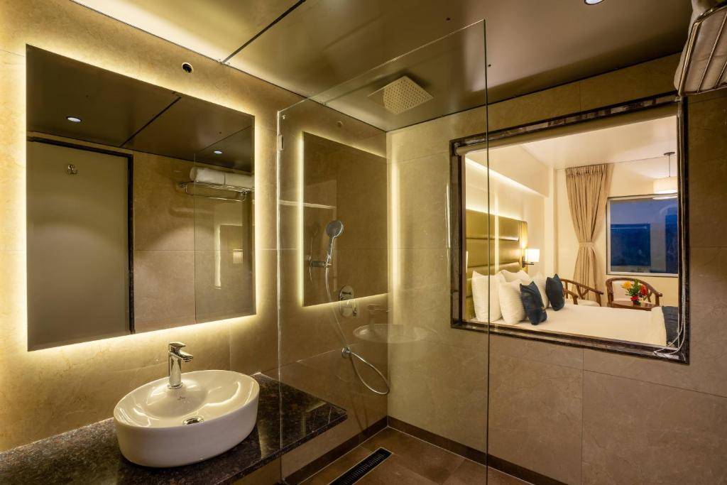Mastiff Grand The Sia Palace Suites & Banquets, Khopoli — photo 3