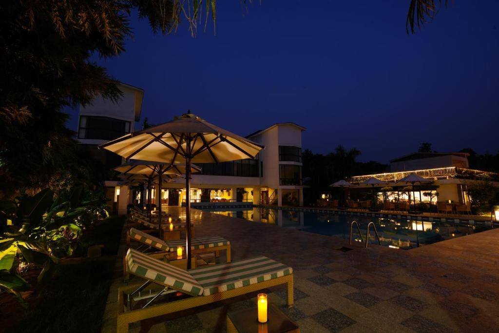 Resort Country Club