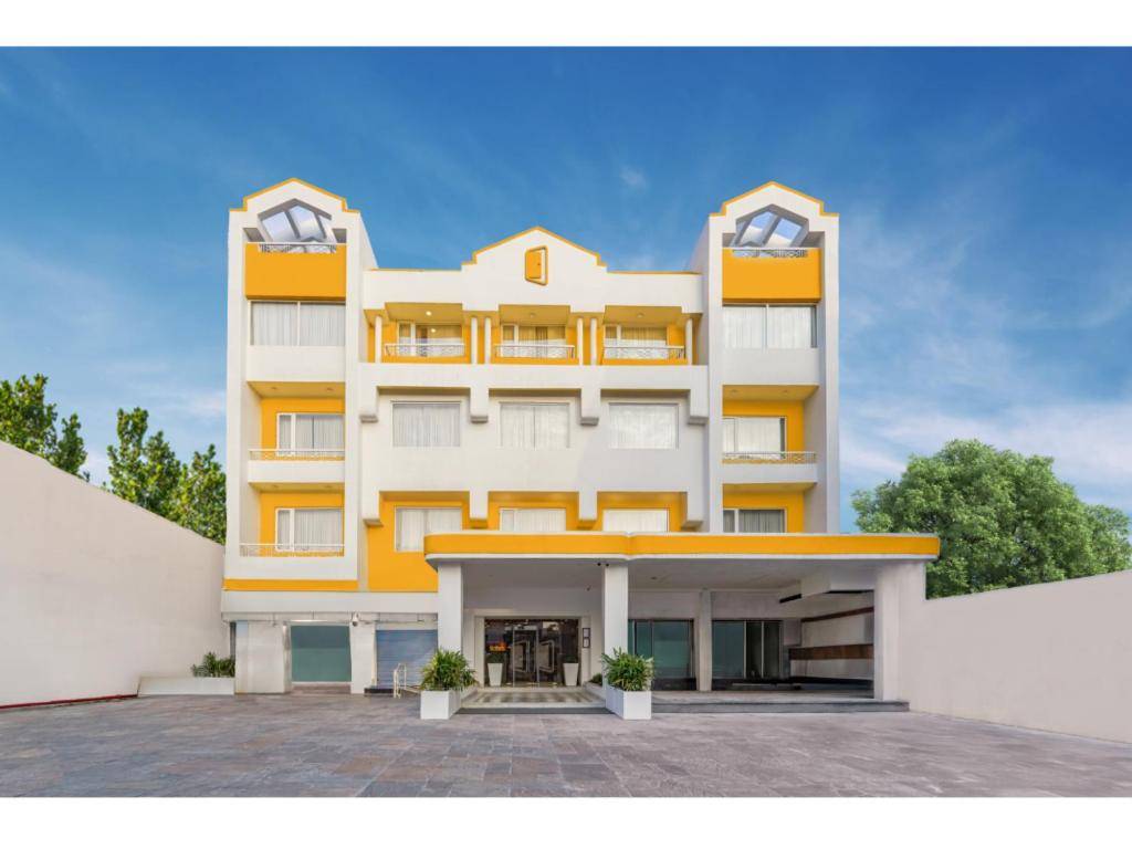 Bloom Hotel - Katra — photo 1